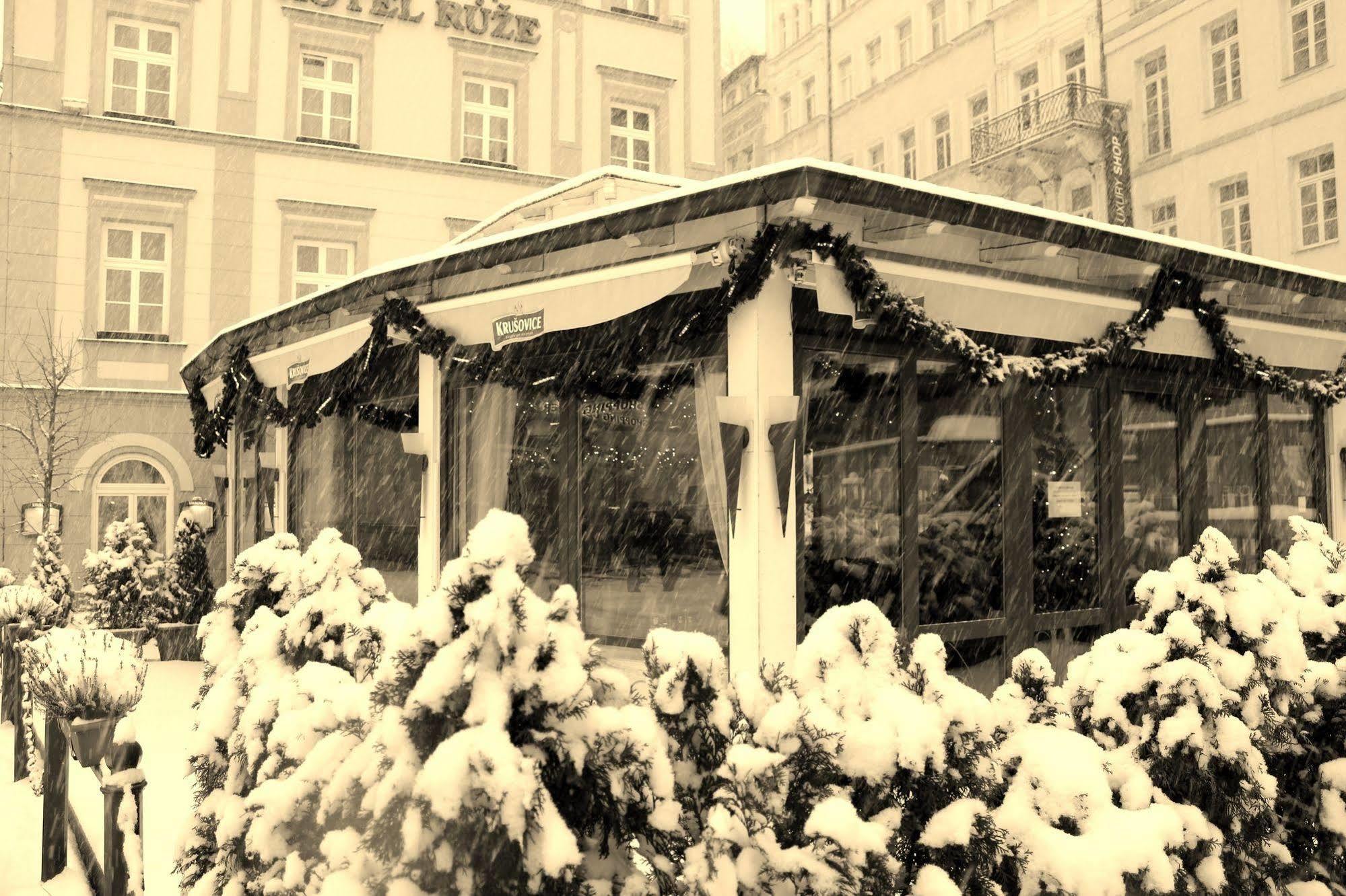 Hotel Malta Karlovy Vary Esterno foto