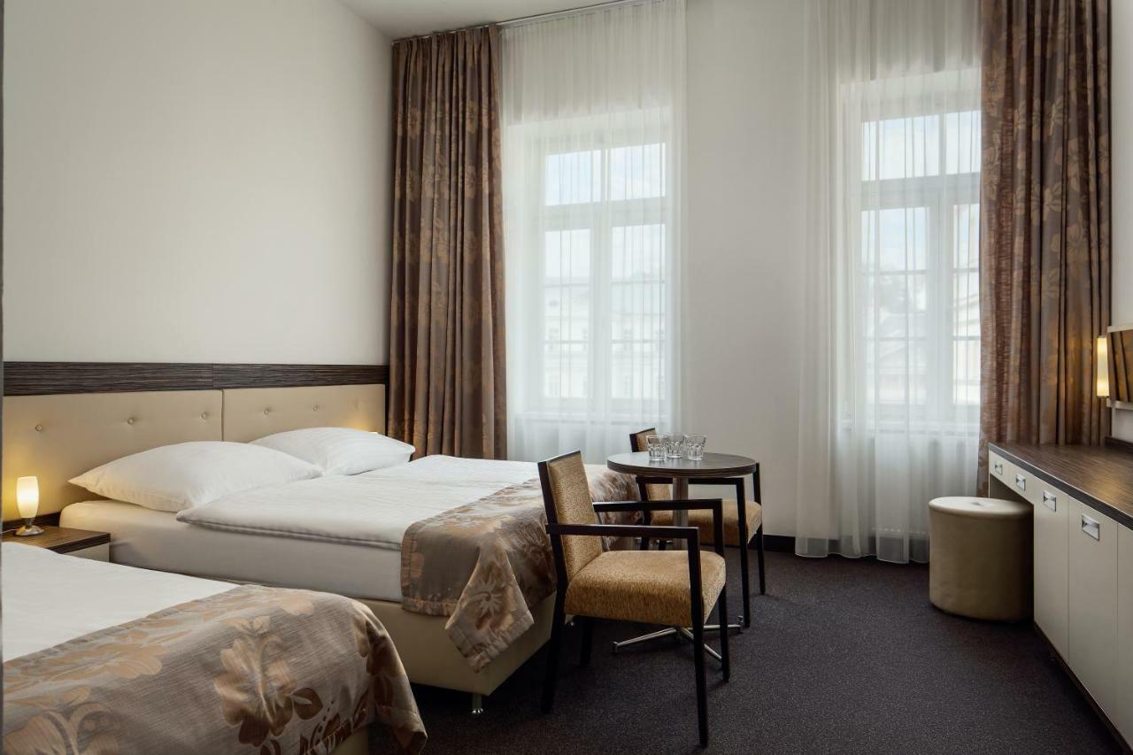Hotel Malta Karlovy Vary Esterno foto